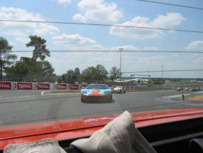 Attention Hades tu est suivi !