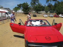 Repas a l‘arriere de la TR de Pat.