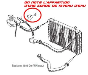 Radiateur de 1979 le vase ce trouve du cote gauche, il et en tole et dispose d&lsquo;une sonde de niveau d&lsquo;eau.
